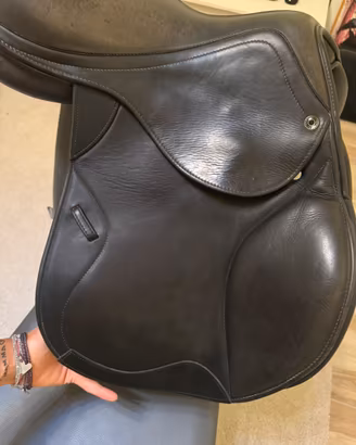 Sella Equestro Meredith misura 17