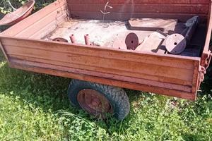 RIMORCHIO PER TRATTORE E MOTOCOLTIVATORE 