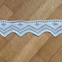 Bordura in pizzo all’uncinetto