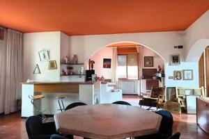 Villa Indipendente con Giardino Privato