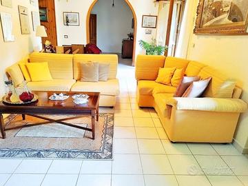 Divano Giallo Ocra/Beige