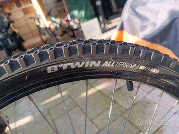 Rockrider 300 , 24 pollici