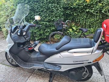 Scooter Burgman 400