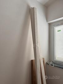 BATTISCOPA LEGNO BIANCO