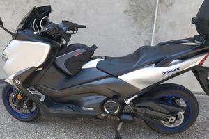 Yamaha T Max 530