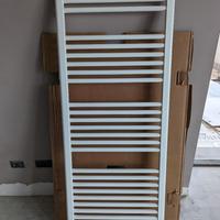 Radiatore scalda salviette Irsap modello Ares