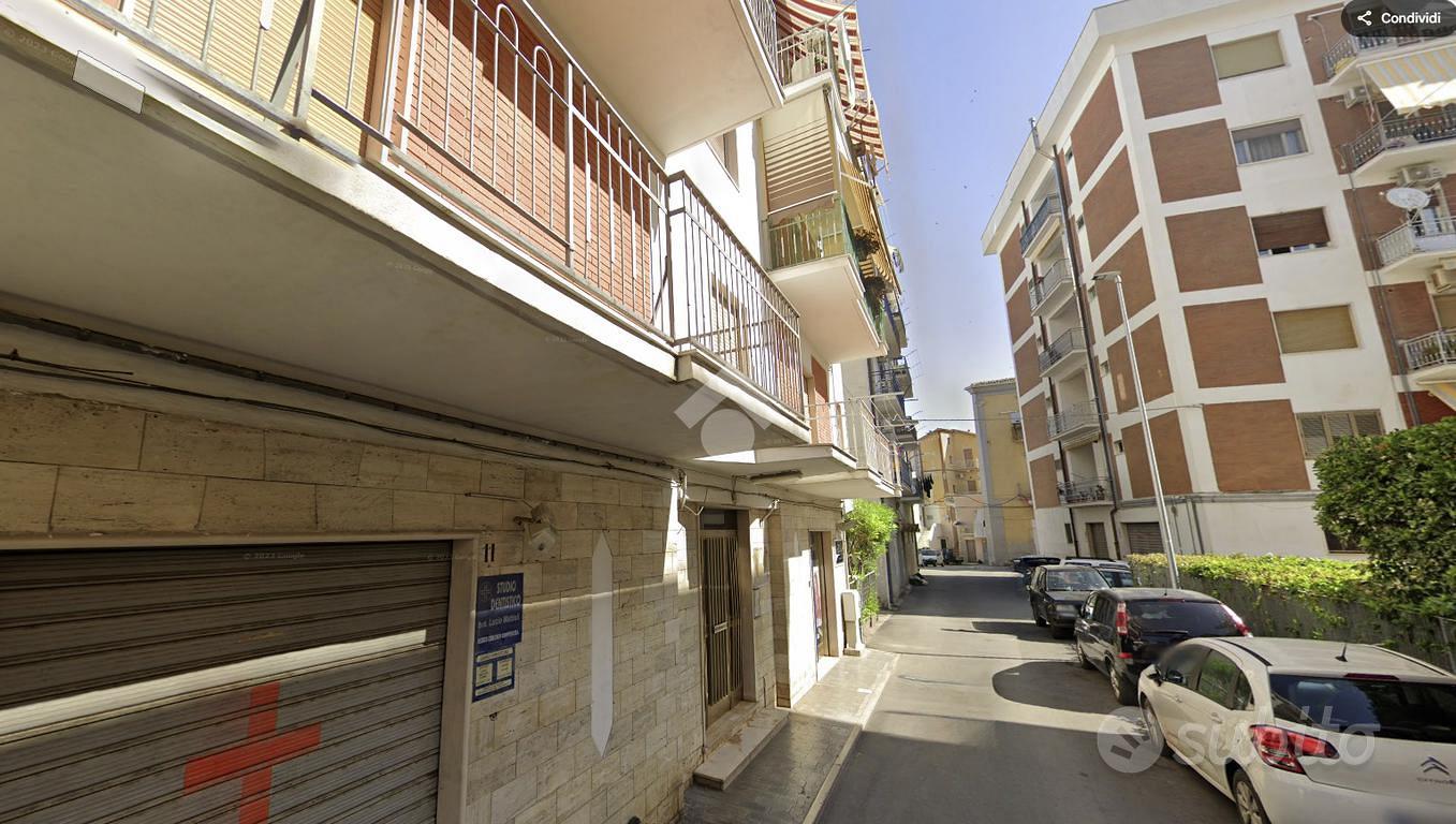 4 LOCALI A RODI GARGANICO - Vista 3