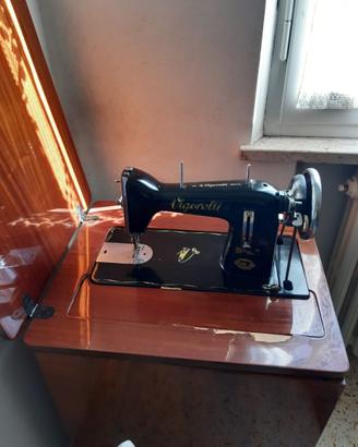 Oggetti vintage per arredo e collezionismo