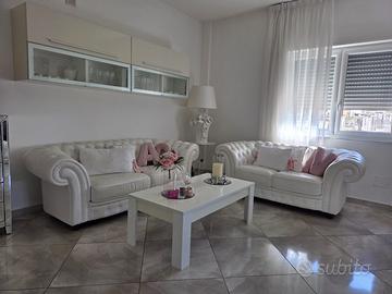 2 divani Chester bellissimii