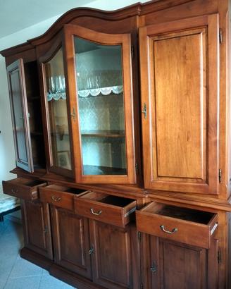 Vetrina in legno massello 