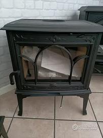 Stufa a legna Jotul F100 nuova