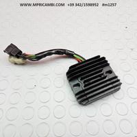 REGOLATORE TENSIONE SUZUKI SV 650 2006 2011 SV650
