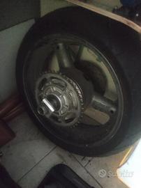 cerchio Suzuki gsr 600 srad