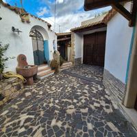 Indipendente ristrutturata