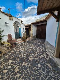 Indipendente ristrutturata