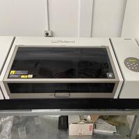 Roland VersaUV LEF2-300Stampante UV Flatbed