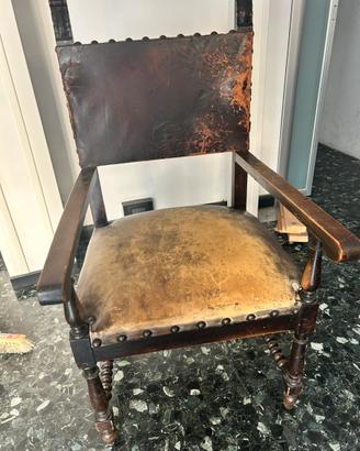 Sedia legno e pelle primi 900