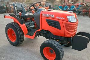 Trattorino Kubota B1221