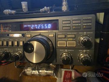 Yaesu FT 757 GX CAT System - Audio/Video In vendita a Torino