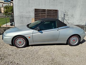 A R  GTV 2.0  Spider