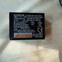 Obiettivo 25mm e batteria  per Fujifilm 50e