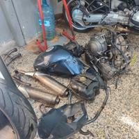 YAMAHA TDM 900 2004 RICAMBI