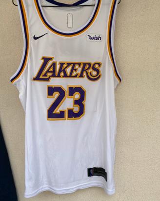 Canotta Lebron James