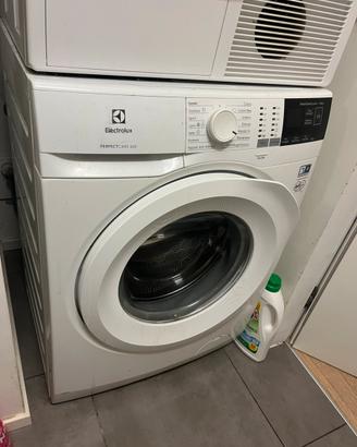 LAVATRICE ELECTROLUX