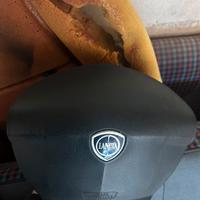Airbag lancia musa