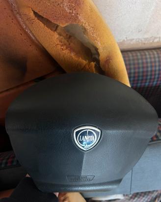Airbag lancia musa