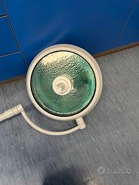Lampada scialitica per ambulatorio chieurgico