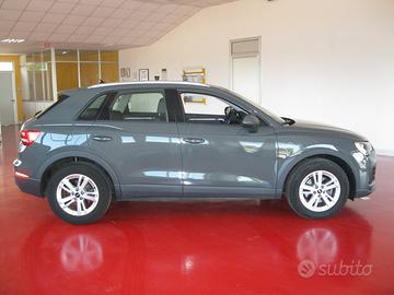 Audi Q3 35 TDI S tronic Business Advanced