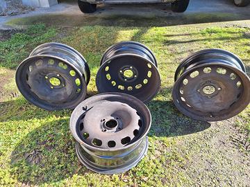 4 Cerchi di Metallo 15 pollici per auto