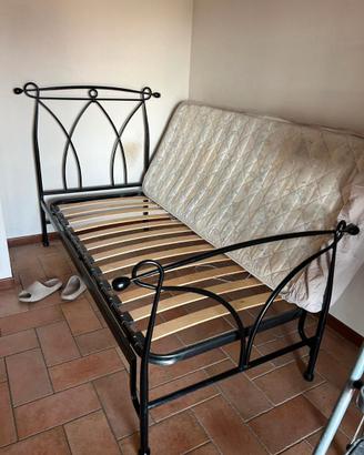2 letti in ferro battuto