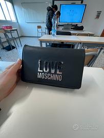 Borsa love moschino