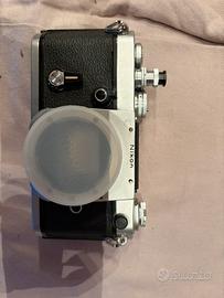 Nikon F2