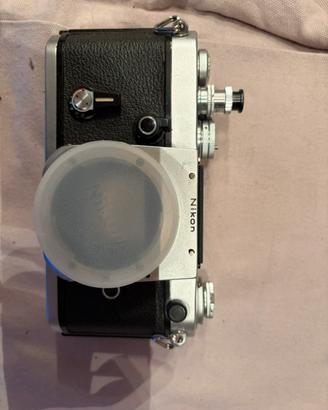 Nikon F2