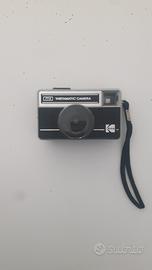 Macchina fotografica kodak instamatic 77 x vintage