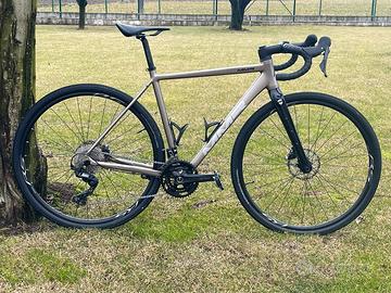 Bicicletta Gravel MMR X-GRIP Shimano GRX RX820 12V