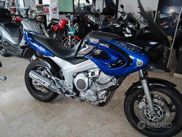 Yamaha TDM 850