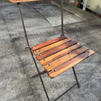 Sedia pieghevole in legno e ferro - stile vintage