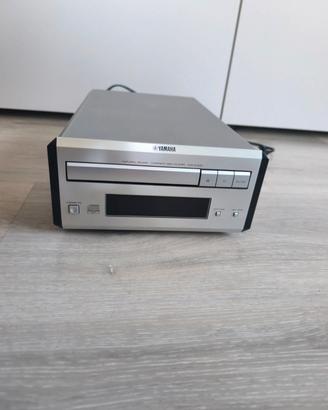 Yamaha CD player E-400