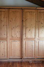 Armadio con ante scorrevoli