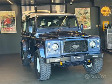 Land Rover Defender 110 2.4 TD4 Station Wagon "Th