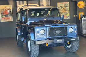 Land Rover Defender 110 2.4 TD4 Station Wagon "Th