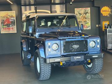 Land Rover Defender 110 2.4 TD4 Station Wagon "Th