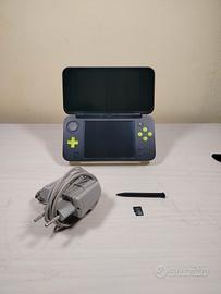 CONSOLE NEW NINTENDO 2DS XL + Accessori
