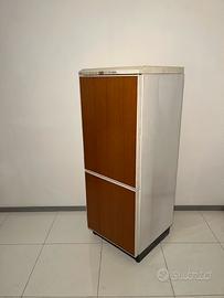 Frigorifero AEG pannellabile