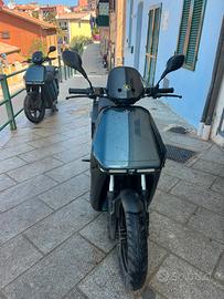 SCOOTER WOW 775 100% Elettrico due treni Batterie
