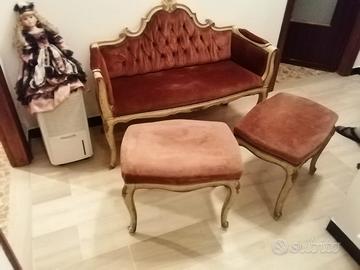 Set divano più pouf in barocco francese